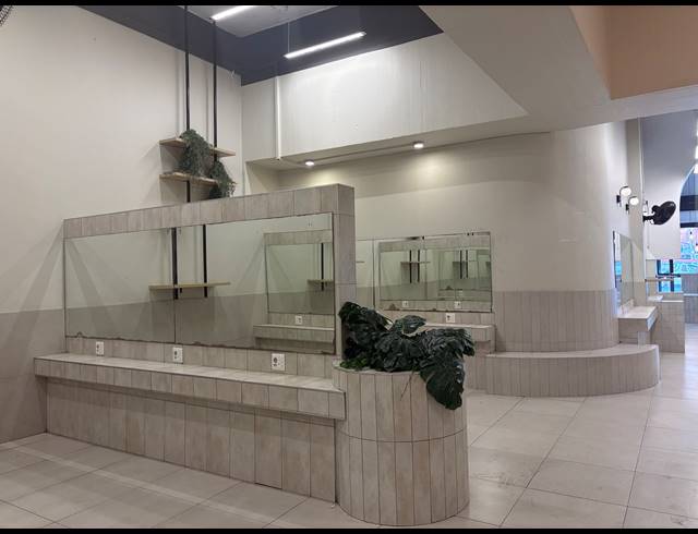 200M² BUSINESS TO LET IN DURBAN CENTRAL